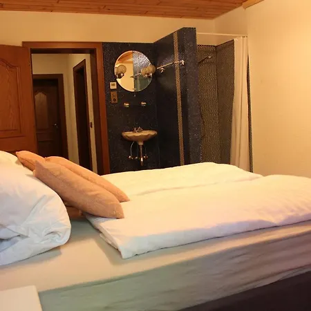 Landhaus Ideal 2 Semesterbostad